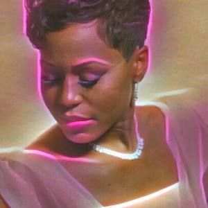 Meet your Posher, Tralyne